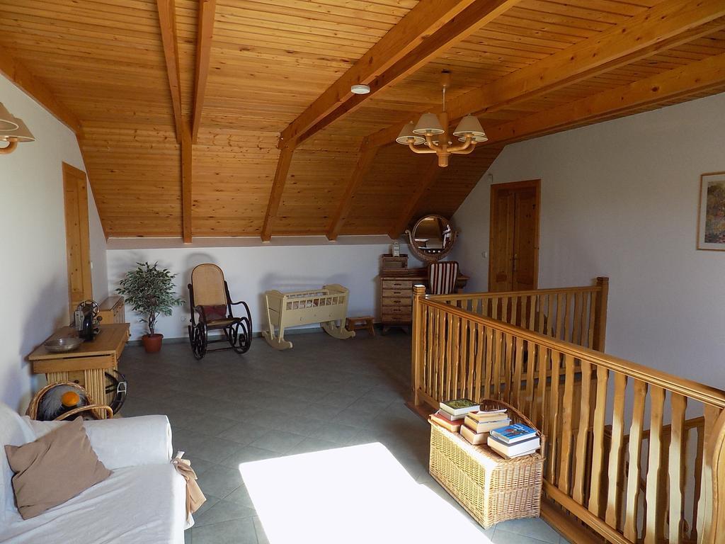 Platan Panzio Bed & Breakfast Nyul ภายนอก รูปภาพ