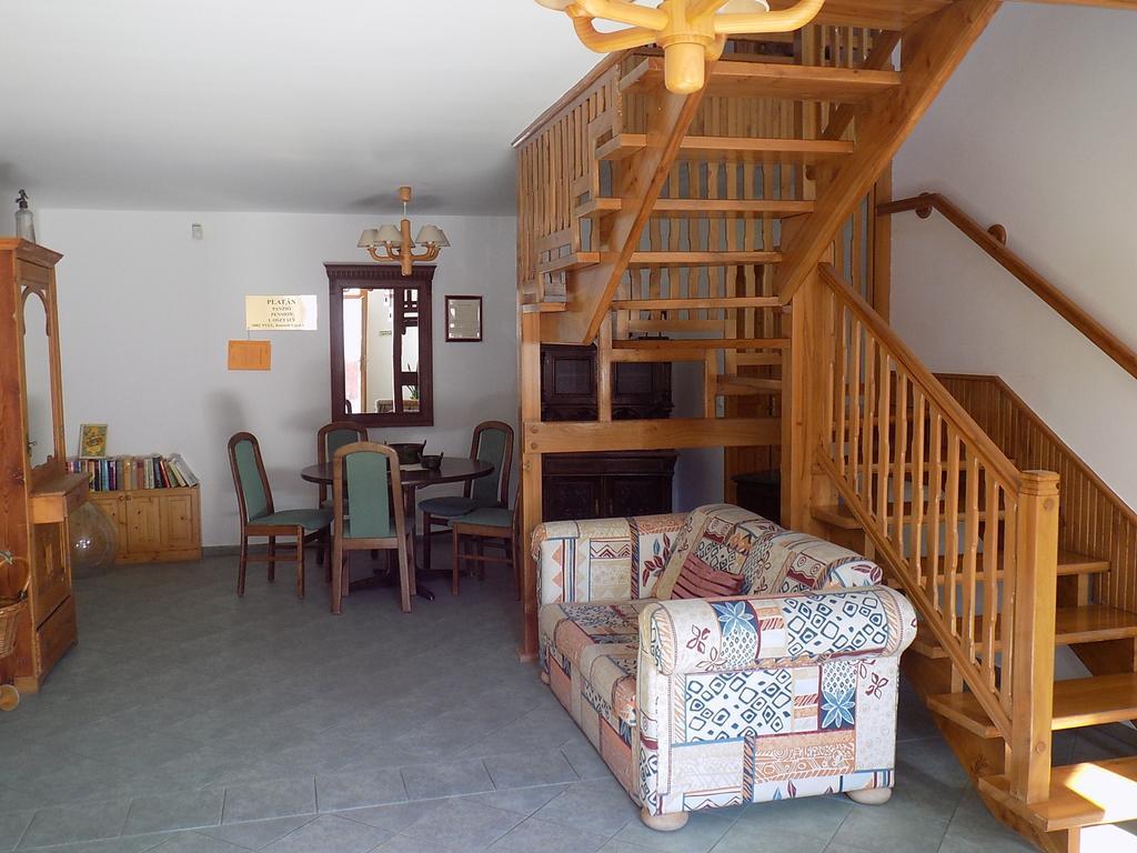 Platan Panzio Bed & Breakfast Nyul ภายนอก รูปภาพ