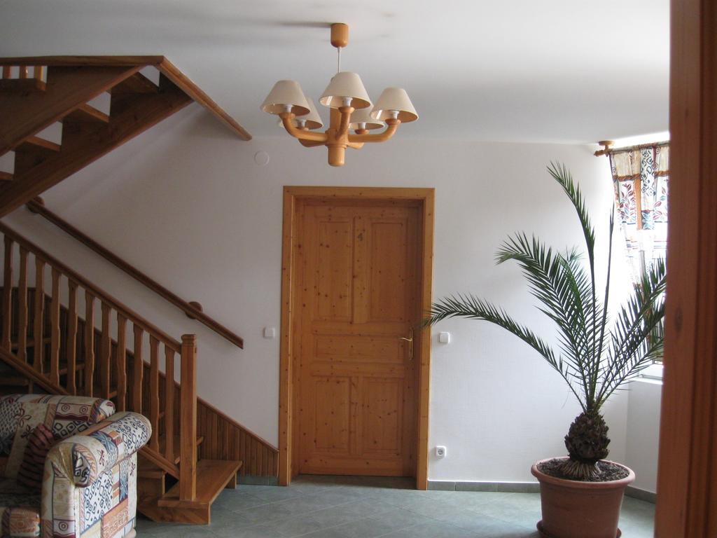 Platan Panzio Bed & Breakfast Nyul ภายนอก รูปภาพ